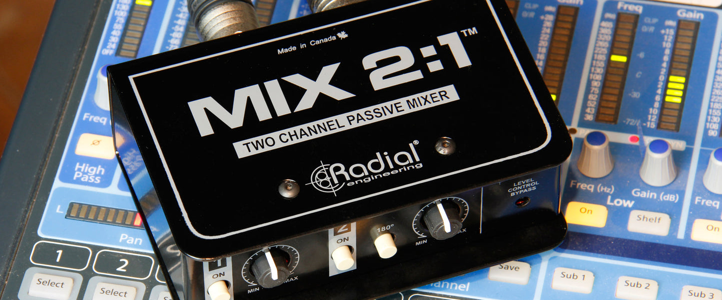 Radial MIX2:1 Two-Channel Stereo to Mono Mixer