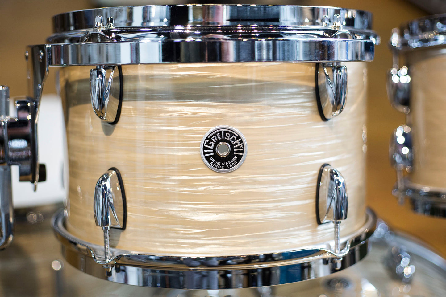Gretsch Brooklyn Series Drumkit in Creme Oyster Nitron Wrap (GBE8246302)